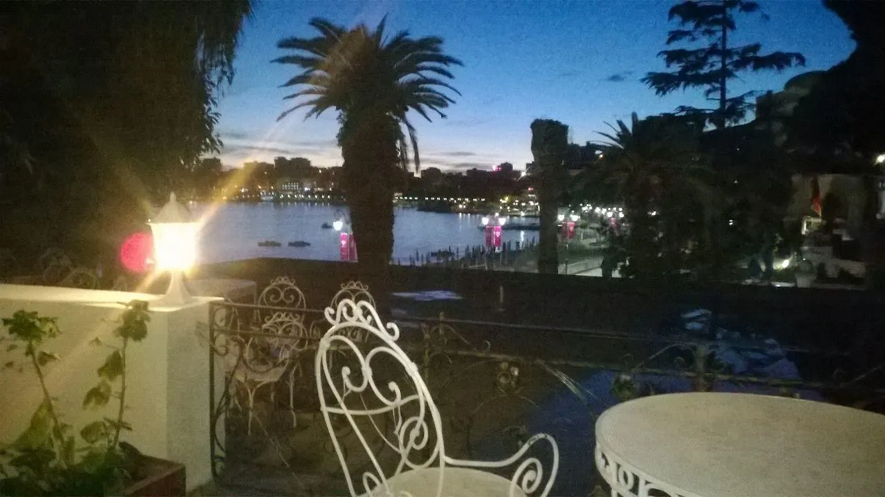 Hotel Magllara Саранда
